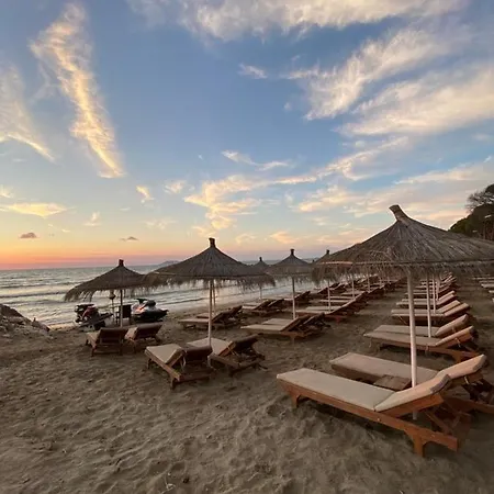 Luxury Beachfront *