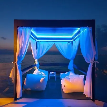 Villa Luxury Beachfront *